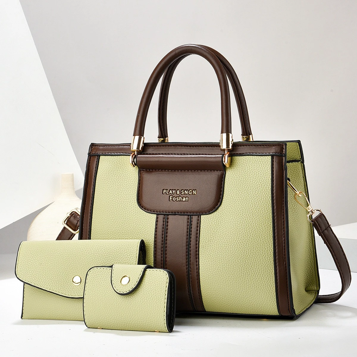 Classic Structured Women's Crossbody Handbag – 3-Piece Set